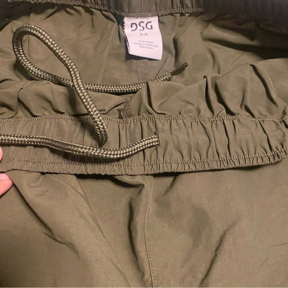 DSG Women’s Olive Shorts with Pockets and Drawstring Size Medium